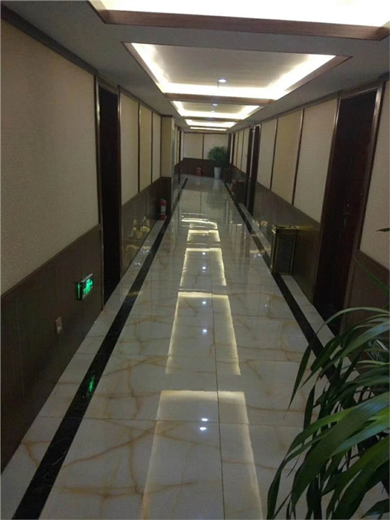 民權龍光足浴走廊.jpg