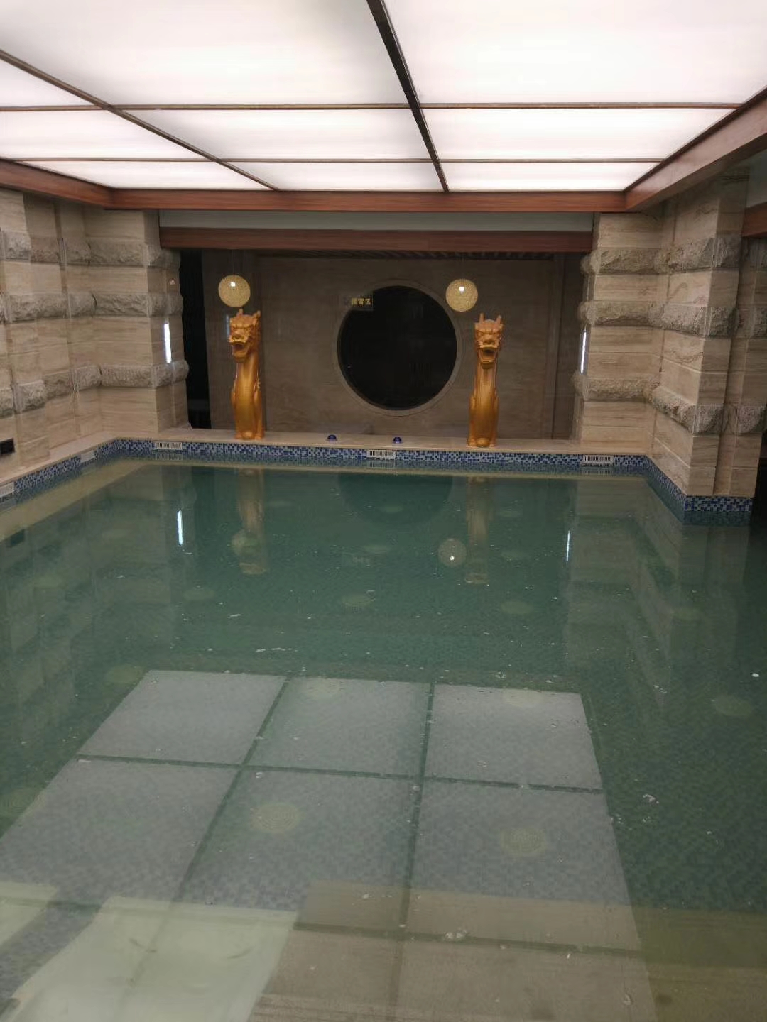 信陽天鵝湖水匯