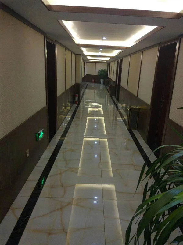 民權龍光足浴走廊.jpg