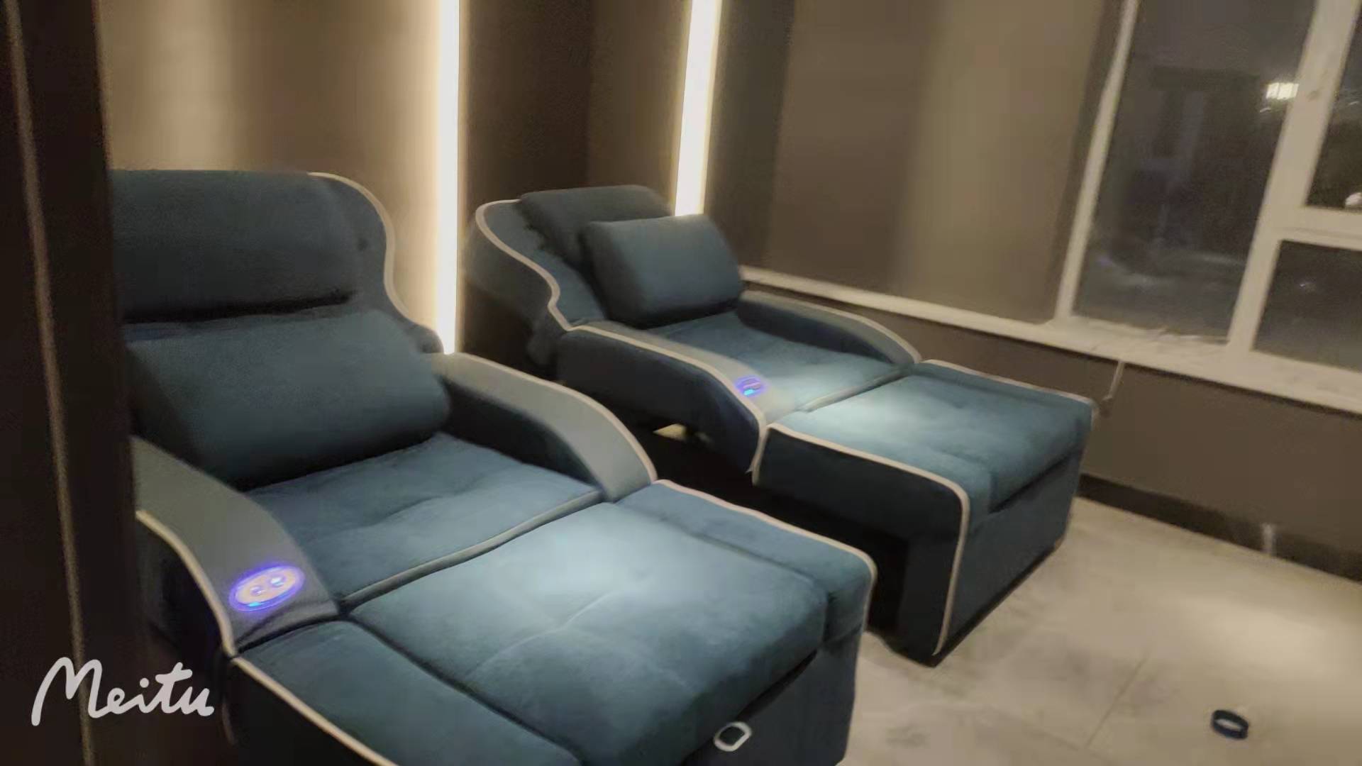 足療沙發